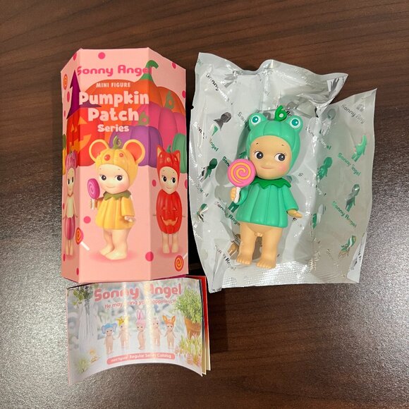 Sonny Angel Pumpkin Patch Series Frog Halloween 2025 - Picture 1 of 3